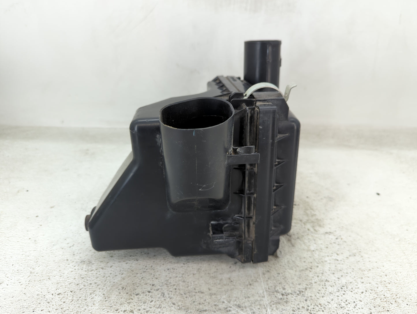 2010-2015 Toyota Prius Air Cleaner Intake-duct Hose Tube - Oemusedautoparts1.com