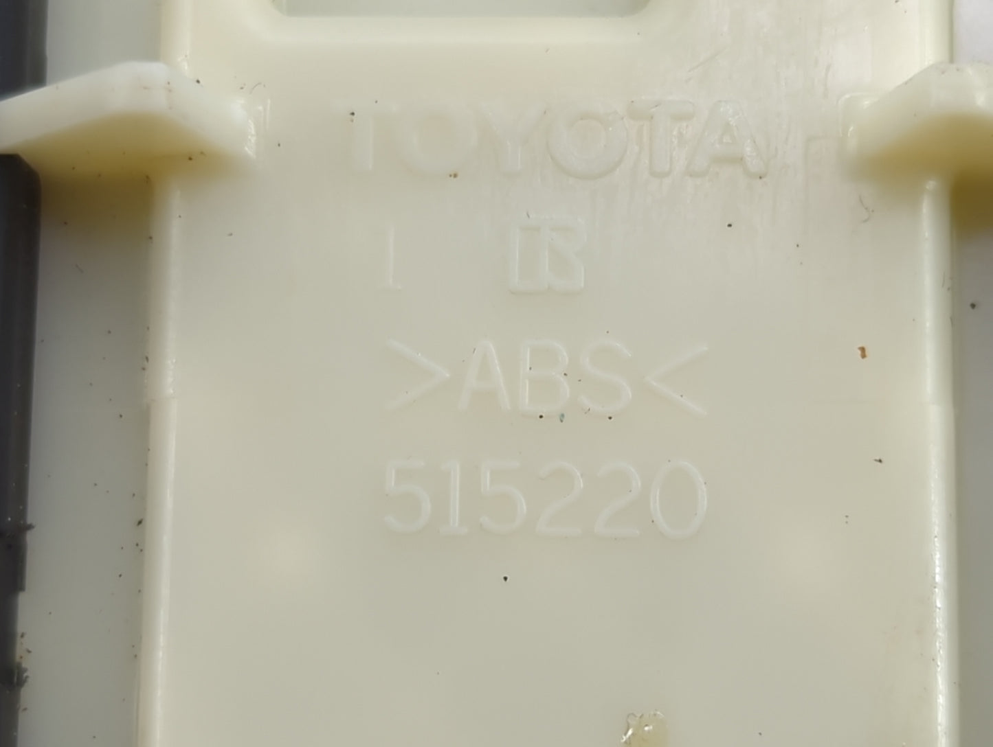 2010-2014 Toyota Prius Master Power Window Switch Replacement Driver Side Left P/N:515220 Fits OEM Used Auto Parts - Oemused