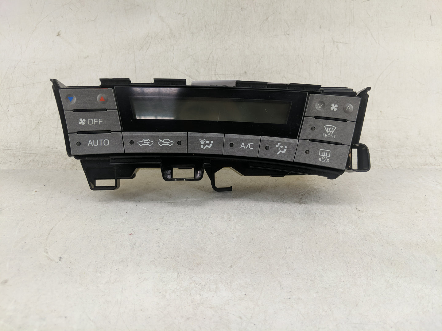 2013-2015 Toyota Prius Climate Control Module Temperature AC/Heater Replacement P/N:75D726 Fits Fits 2013 2014 2015 OEM Used