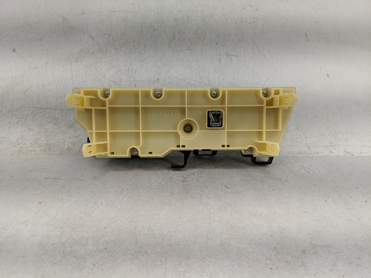 2013-2015 Toyota Prius Climate Control Module Temperature AC/Heater Replacement P/N:75D726 Fits Fits 2013 2014 2015 OEM Used