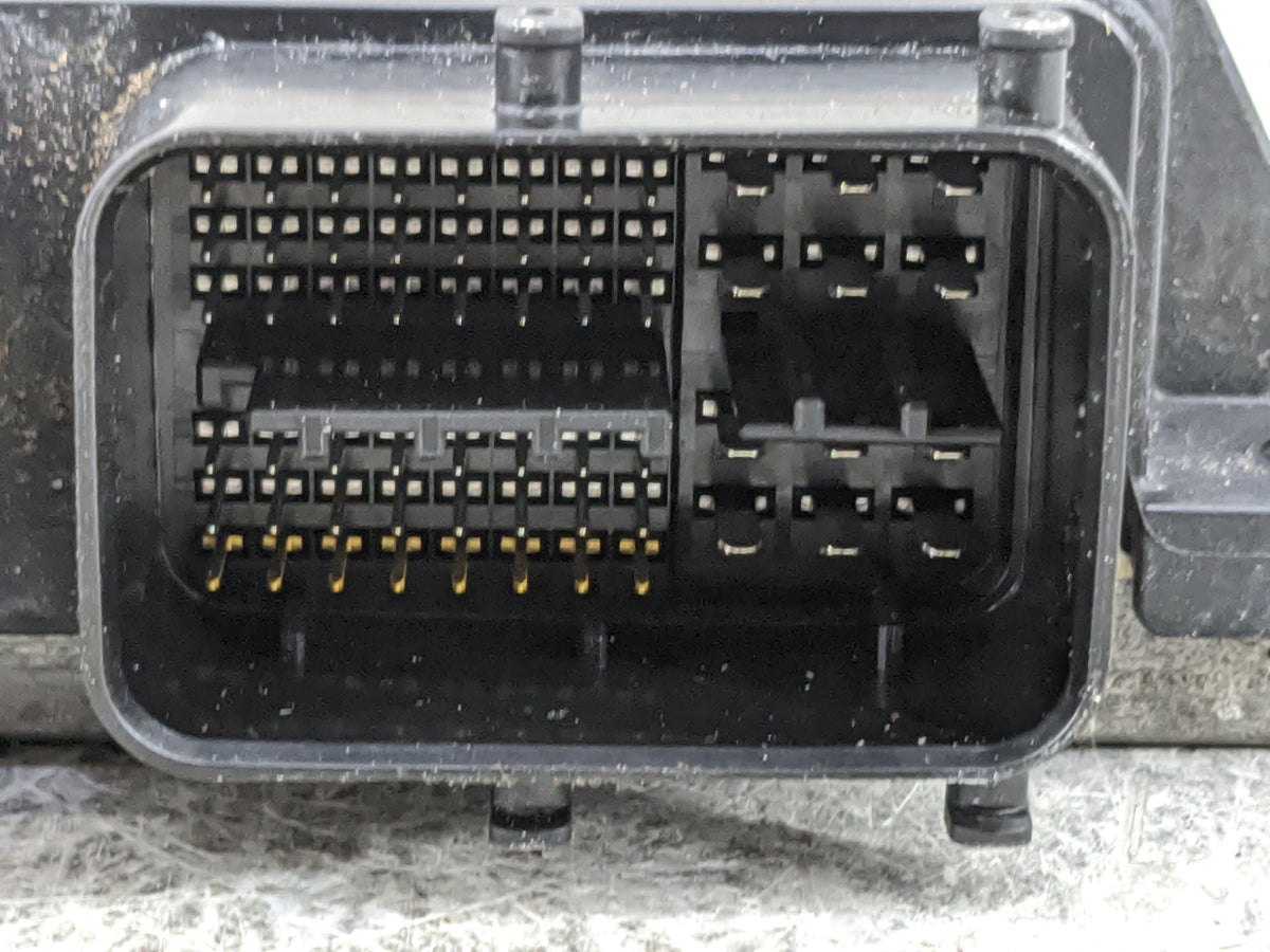 2012-2013 Toyota Prius PCM Engine Control Computer ECU ECM PCU OEM P/N:89661-47191 275500-9060 Fits 2012 2013 OEM Used Auto 