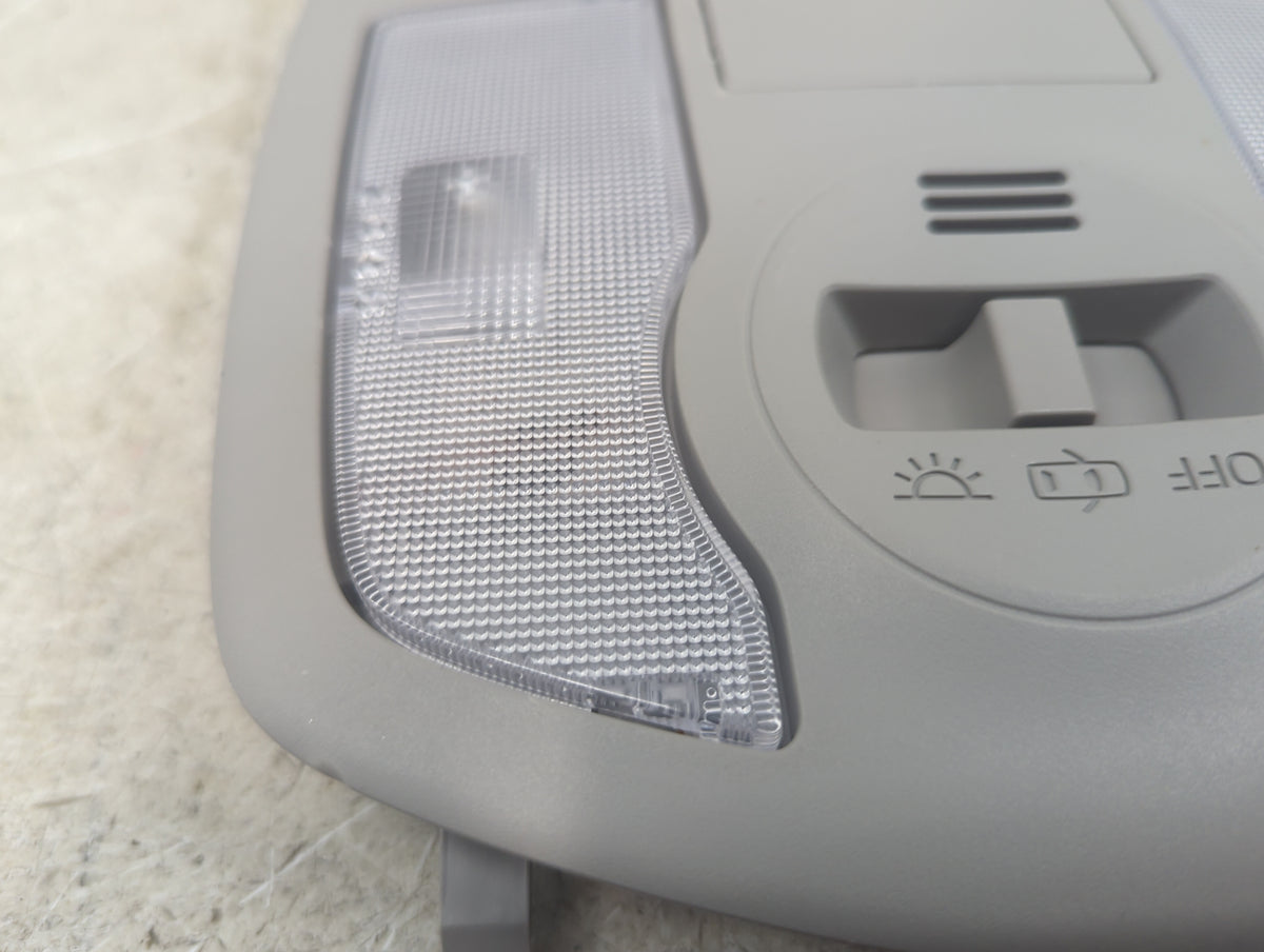 Toyota Prius Overhead Roof Console Gray 1482752 - Oemusedautoparts1.com