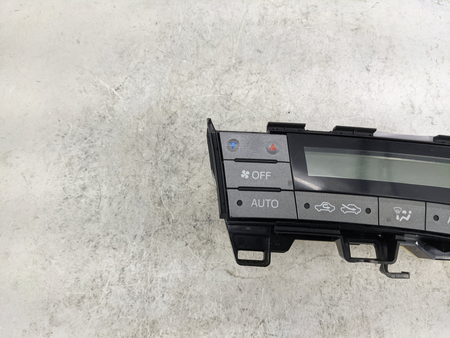 2013-2015 Toyota Prius Climate Control Module Temperature AC/Heater Replacement Fits Fits 2013 2014 2015 OEM Used Auto Parts