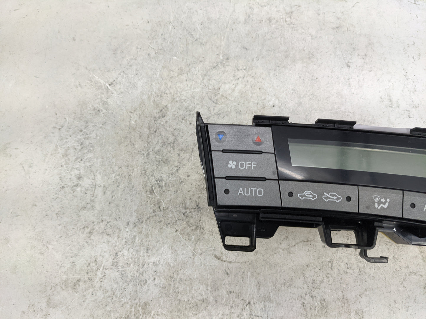 2013-2015 Toyota Prius Climate Control Module Temperature AC/Heater Replacement Fits Fits 2013 2014 2015 OEM Used Auto Parts