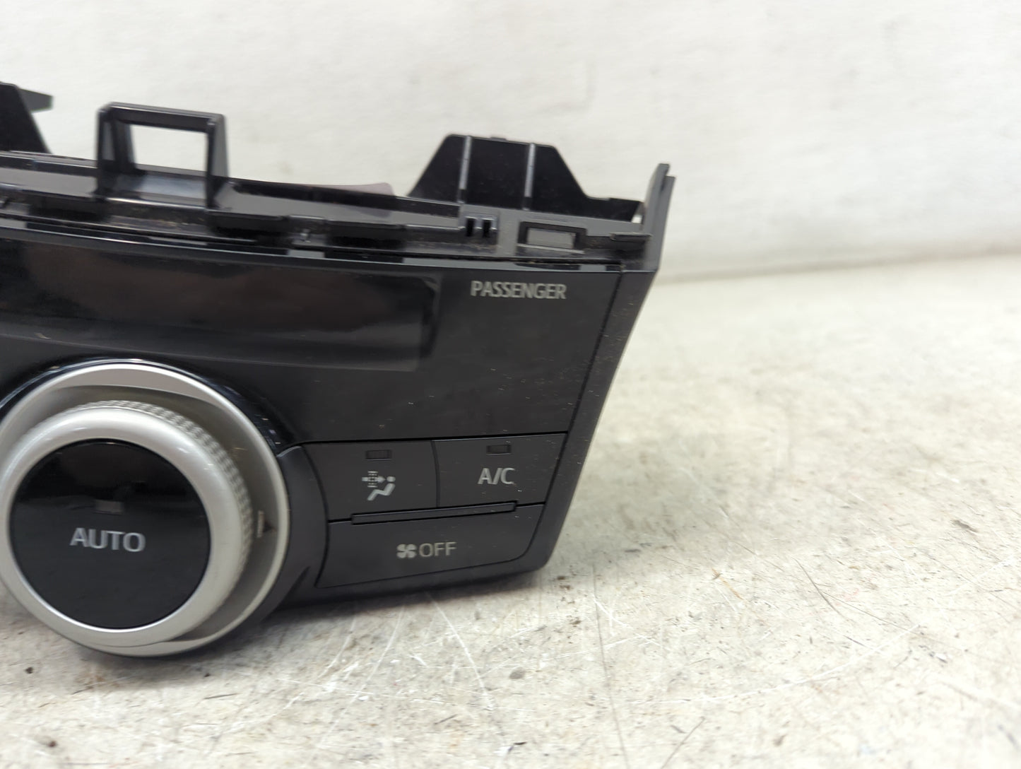 2012-2013 Toyota Prius Climate Control Module Temperature AC/Heater Replacement P/N:55900-47050 237000-3424 Fits Fits 2012 2