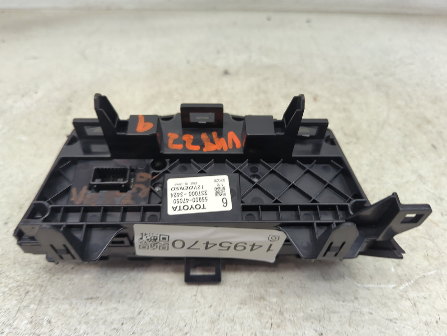 2012-2013 Toyota Prius Climate Control Module Temperature AC/Heater Replacement P/N:55900-47050 237000-3424 Fits Fits 2012 2