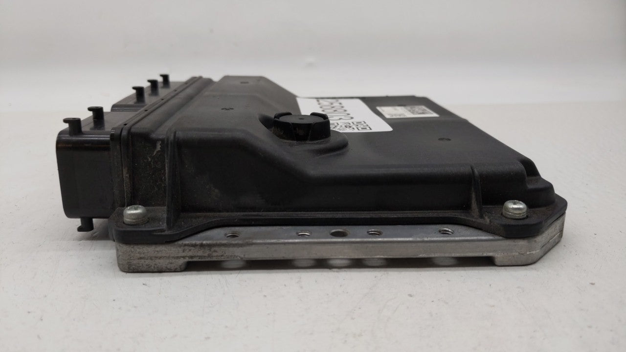 2012-2013 Toyota Prius PCM Engine Control Computer ECU ECM PCU OEM P/N:89661-47190 89661-47191 Fits Fits 2012 2013 OEM Used 