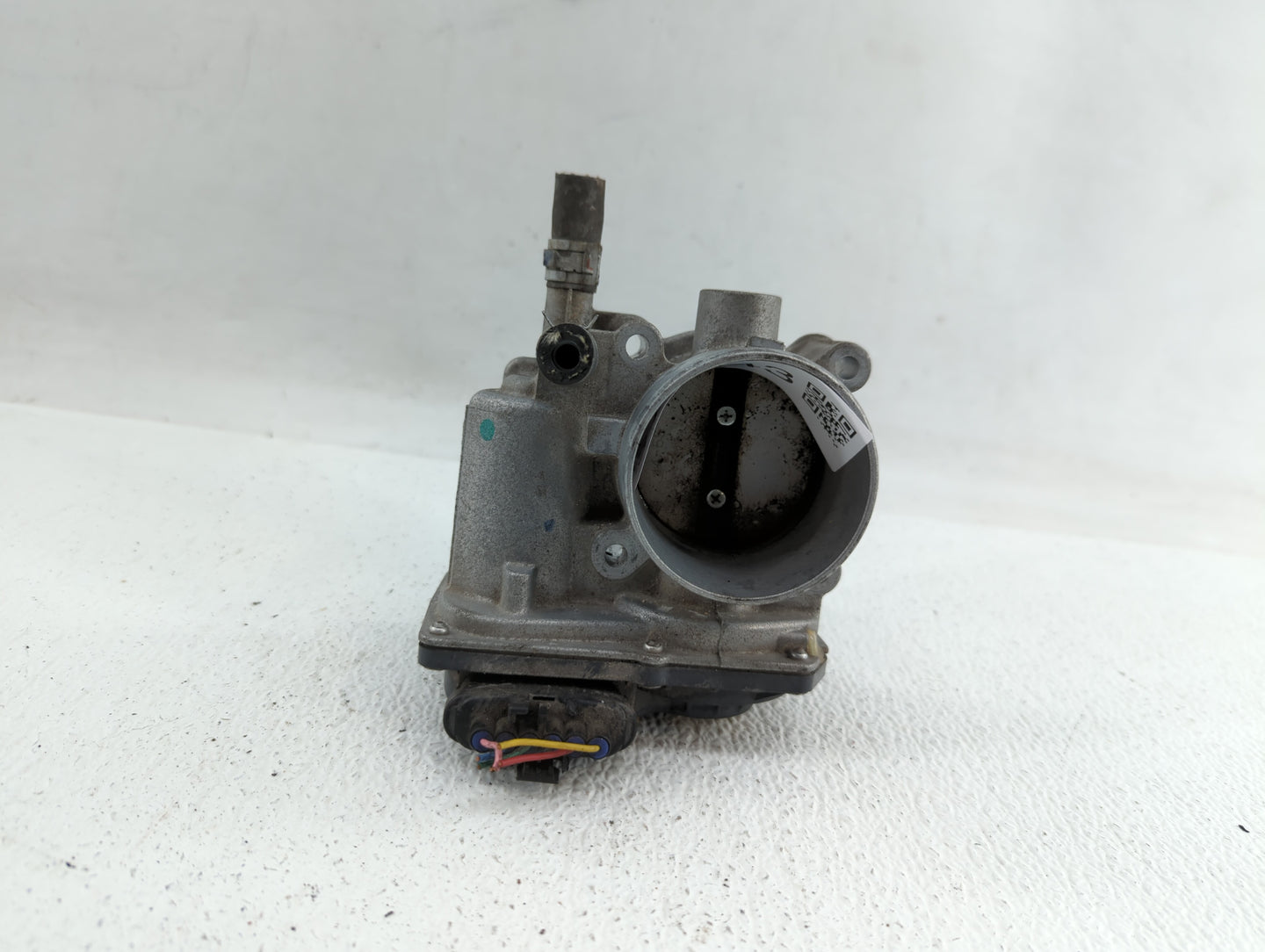 2010-2018 Toyota Prius Throttle Body P/N:22030-37060 Fits Fits 2010 2011 2012 2013 2014 2015 2016 2017 2018 OEM Used Auto Pa