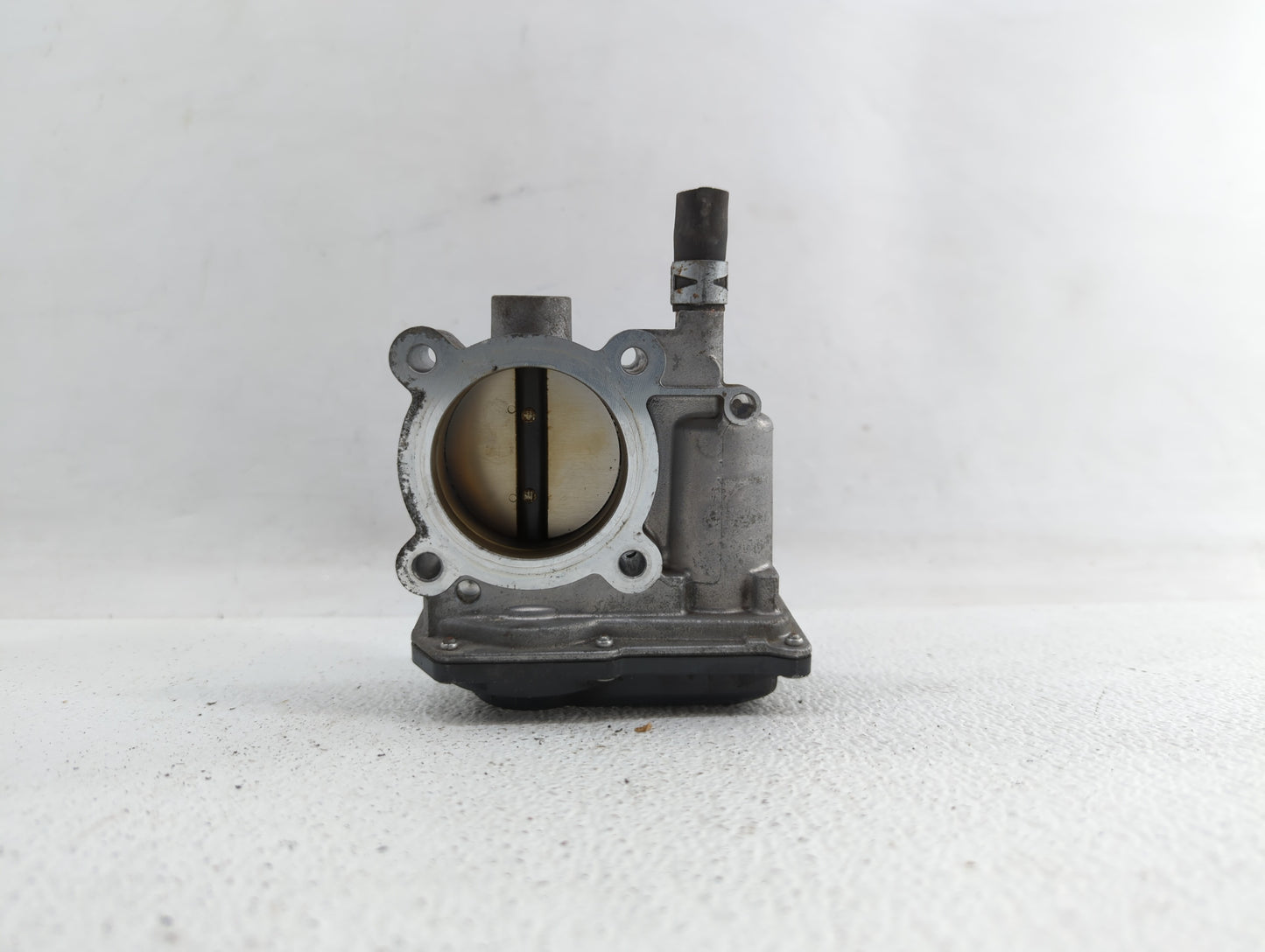 2010-2018 Toyota Prius Throttle Body P/N:22030-37060 Fits Fits 2010 2011 2012 2013 2014 2015 2016 2017 2018 OEM Used Auto Pa
