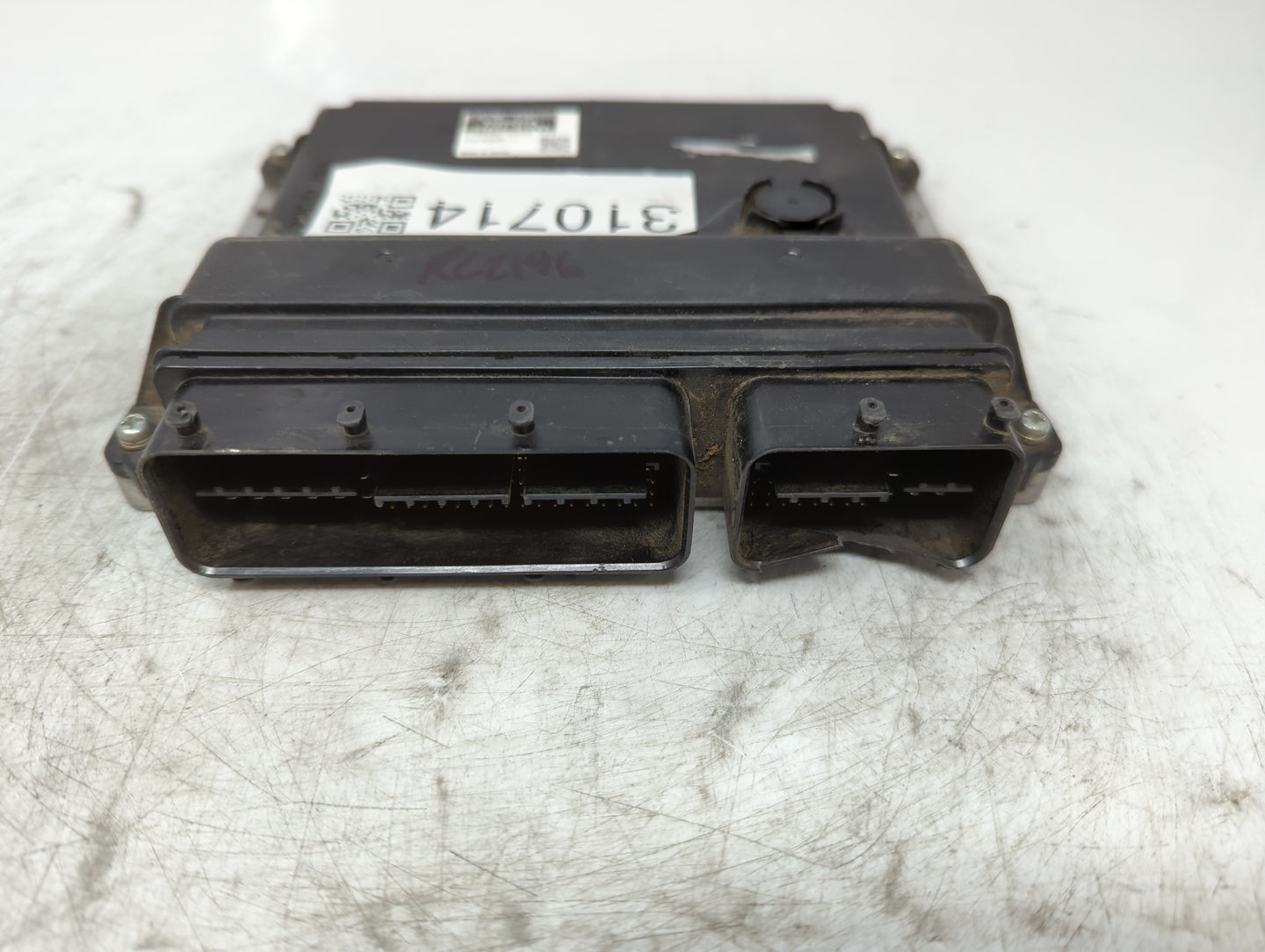 2012-2013 Toyota Prius PCM Engine Control Computer ECU ECM PCU OEM P/N:89661-47191 89661-47190 Fits Fits 2012 2013 OEM Used 