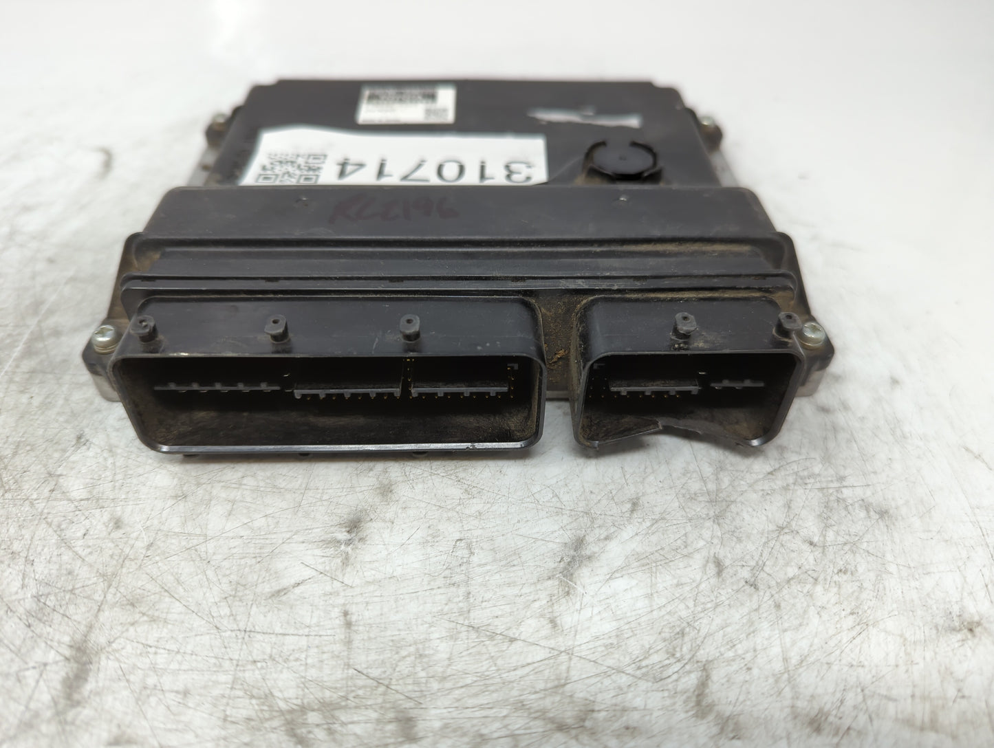 2012-2013 Toyota Prius PCM Engine Control Computer ECU ECM PCU OEM P/N:89661-47191 89661-47190 Fits Fits 2012 2013 OEM Used 