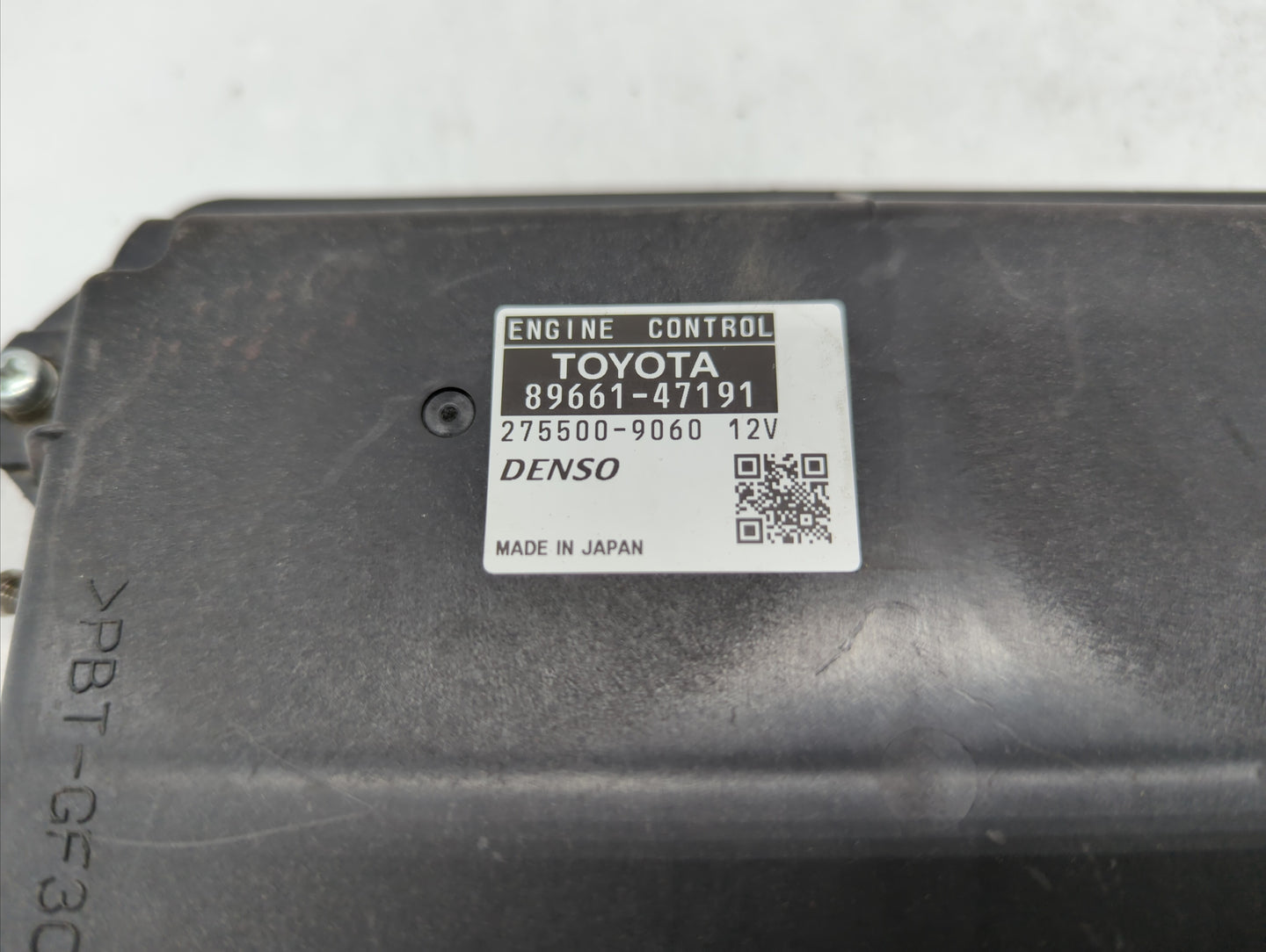 2012-2013 Toyota Prius PCM Engine Control Computer ECU ECM PCU OEM P/N:89661-47191 89661-47190 Fits Fits 2012 2013 OEM Used 