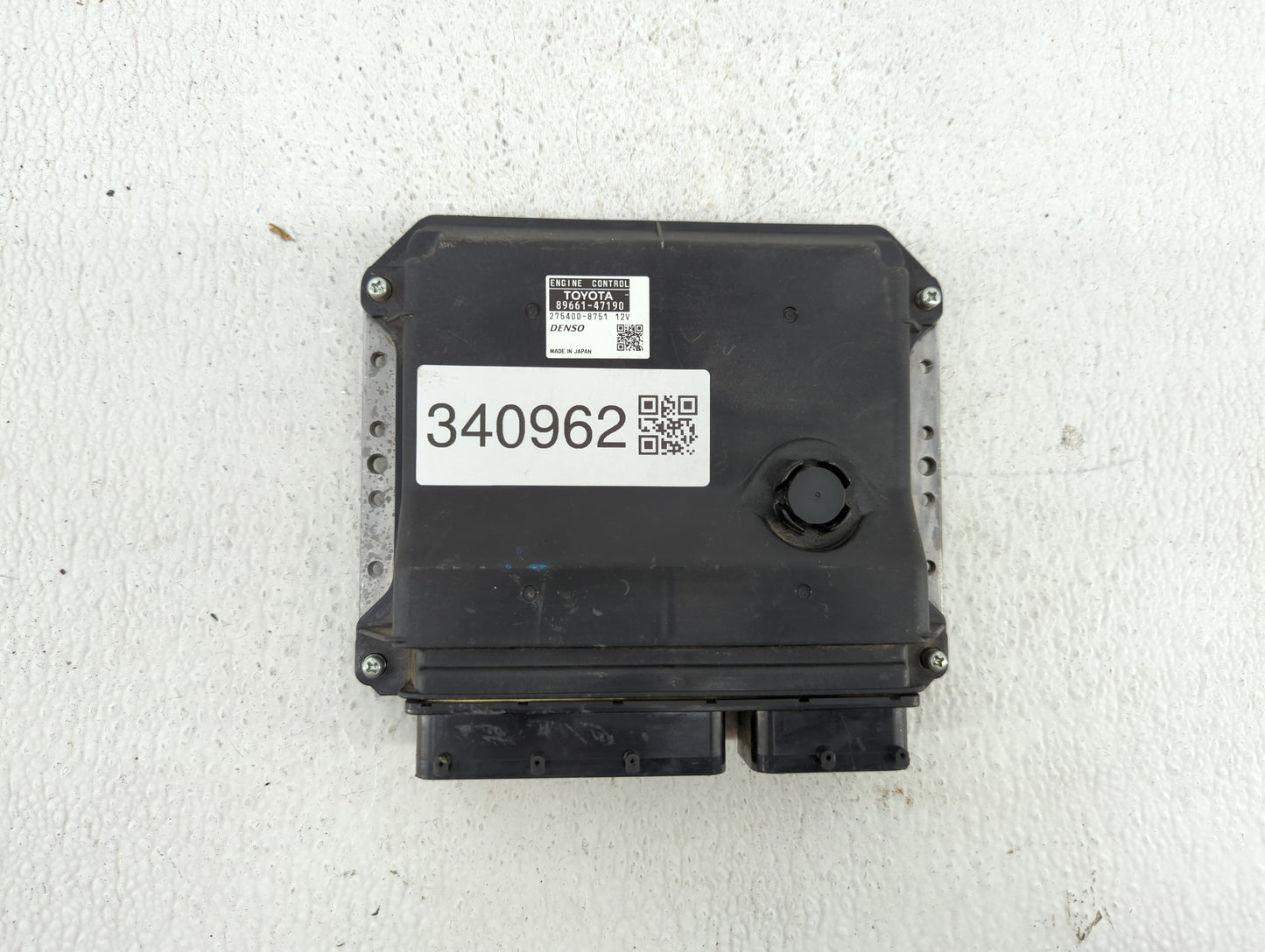 2012-2013 Toyota Prius PCM Engine Control Computer ECU ECM PCU OEM P/N:89661-47191 89661-47190 Fits Fits 2012 2013 OEM Used 