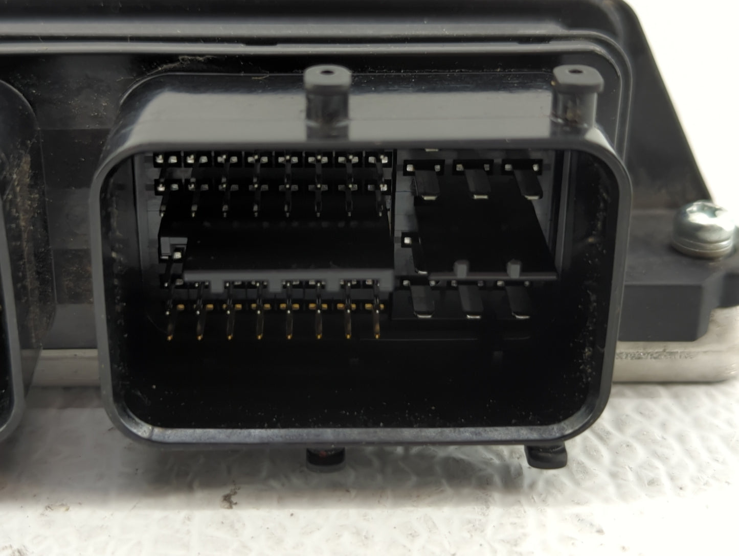 2012-2013 Toyota Prius PCM Engine Control Computer ECU ECM PCU OEM P/N:89661-47191 89661-47190 Fits Fits 2012 2013 OEM Used 