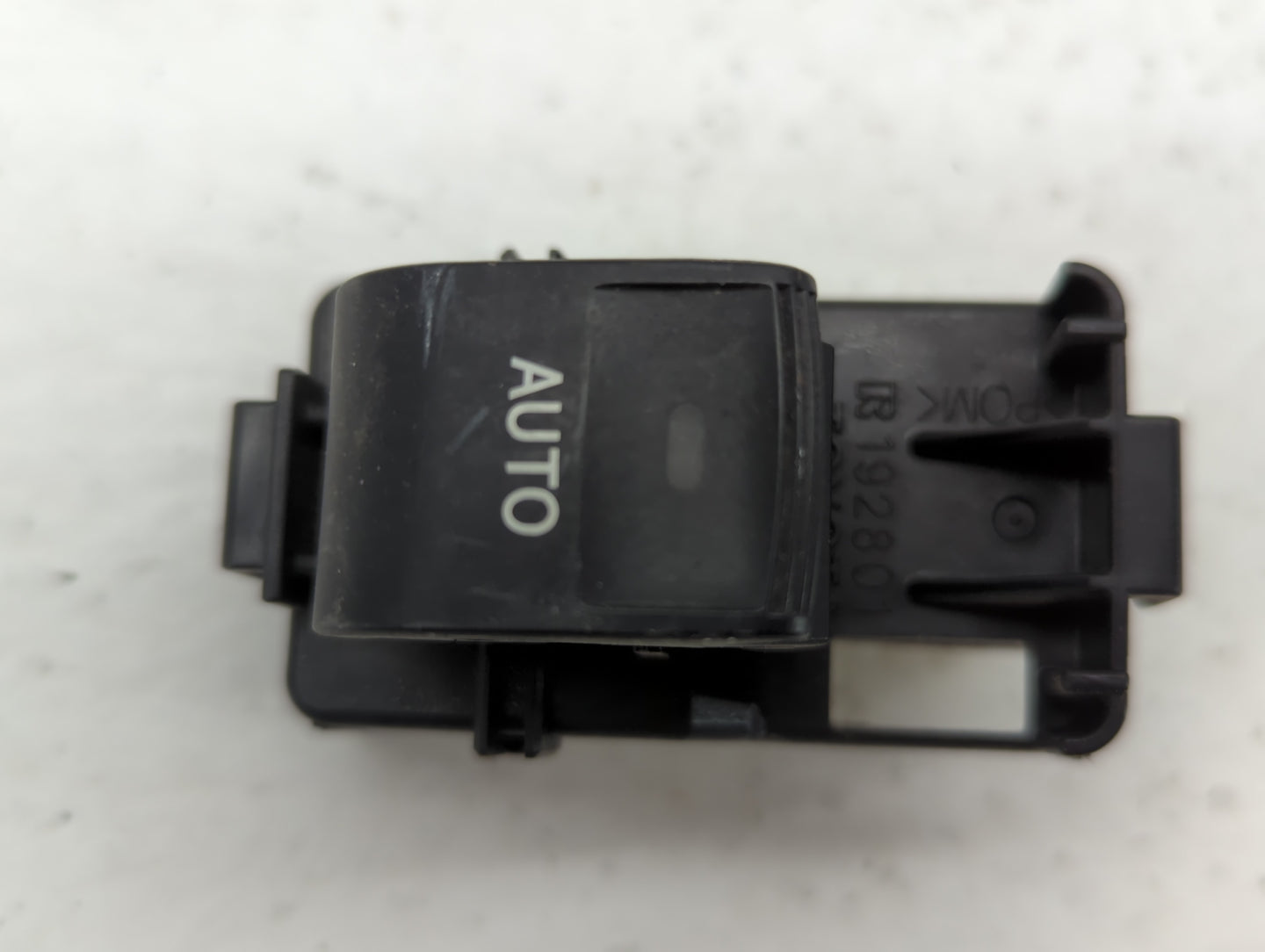 2013 Toyota Prius Passenger Right Rear Power Window Switch 192801 - Oemusedautoparts1.com