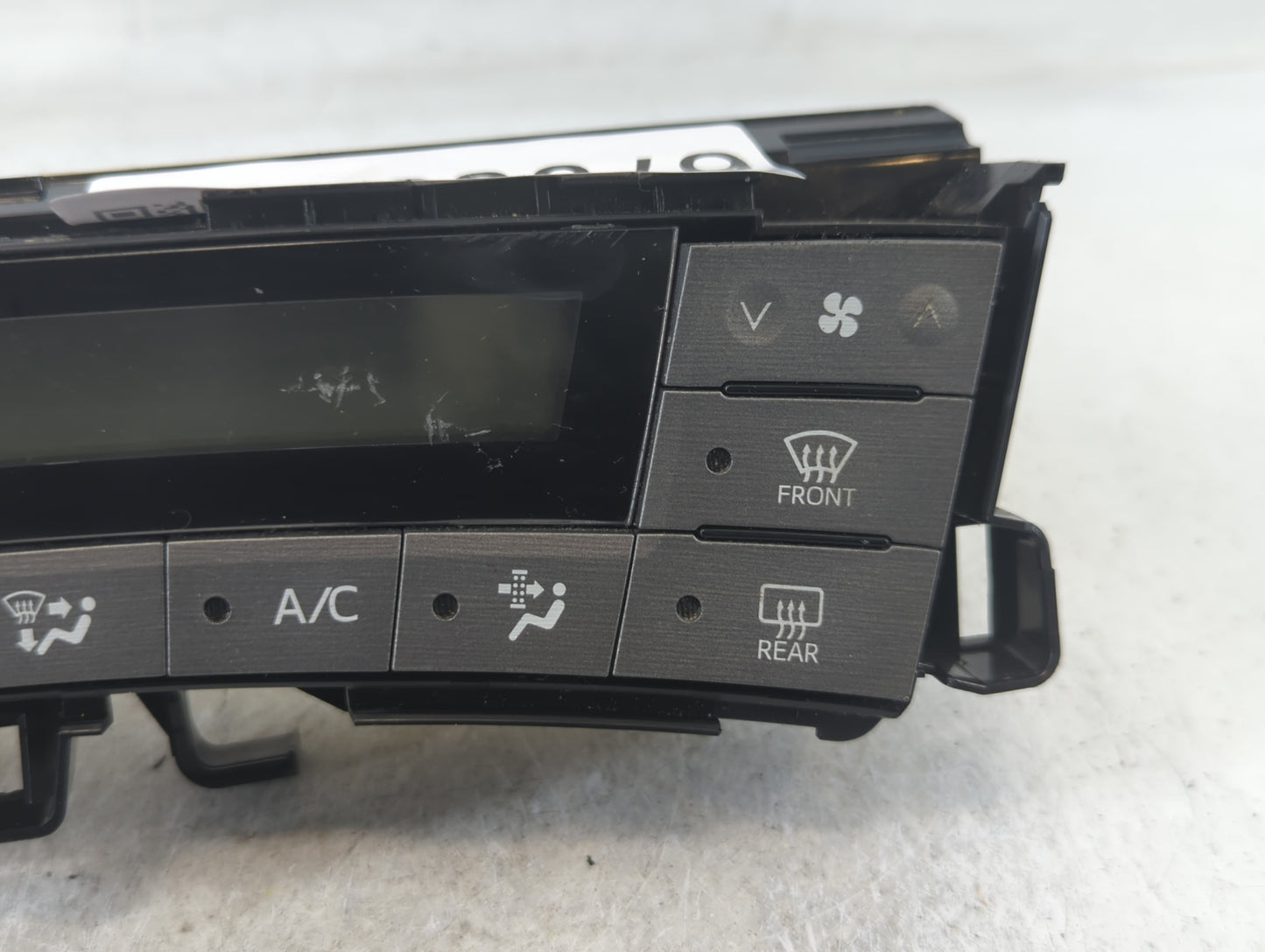 2013-2015 Toyota Prius Climate Control Module Temperature AC/Heater Replacement P/N:75D726 Fits Fits 2013 2014 2015 OEM Used