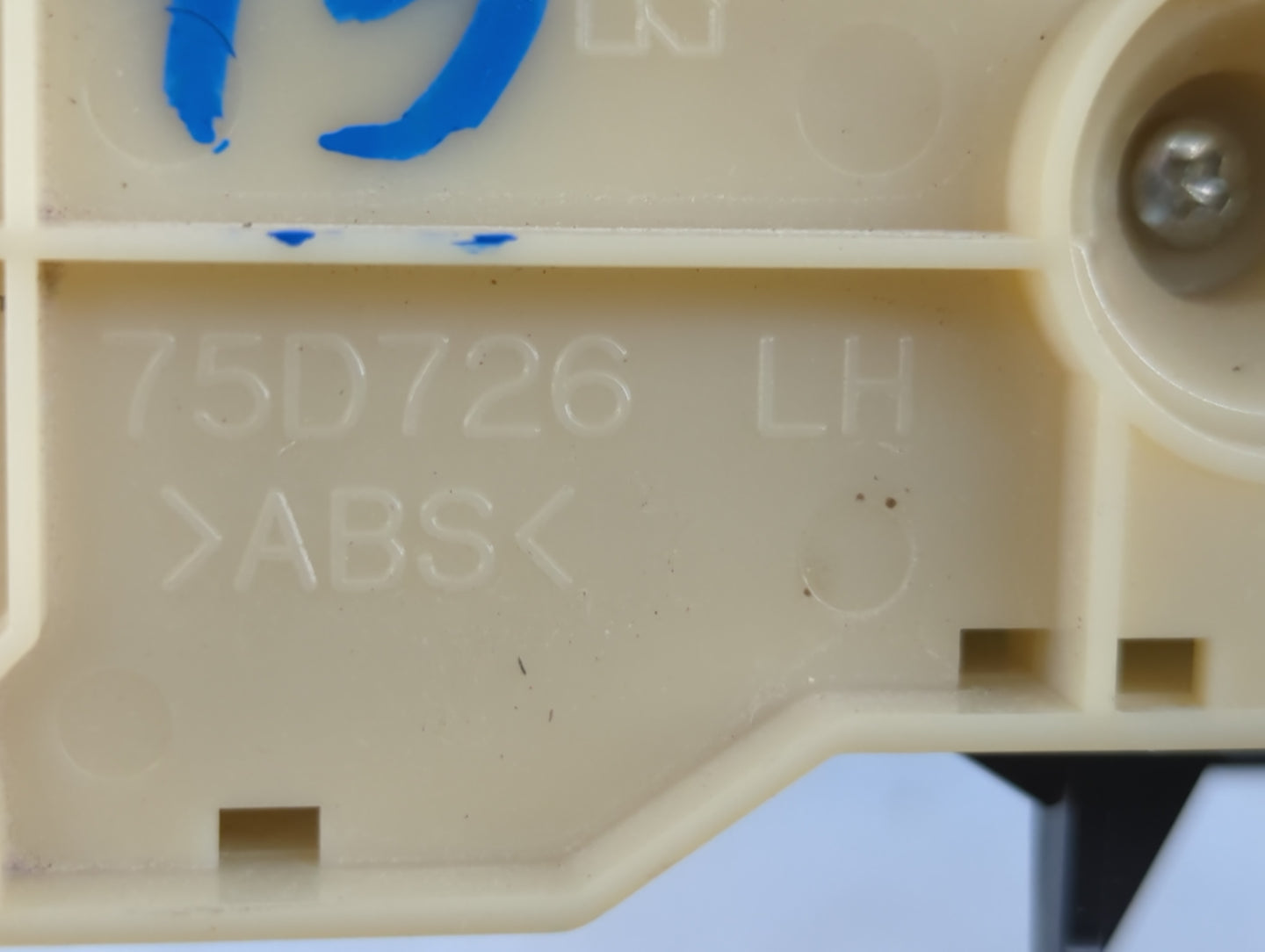 2013-2015 Toyota Prius Climate Control Module Temperature AC/Heater Replacement P/N:75D726 Fits Fits 2013 2014 2015 OEM Used