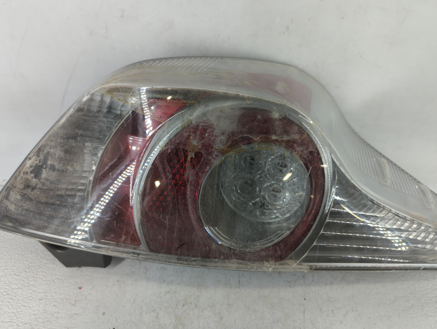 Toyota Prius Passenger Right Oem Head Light Headlight Lamp - Oemusedautoparts1.com
