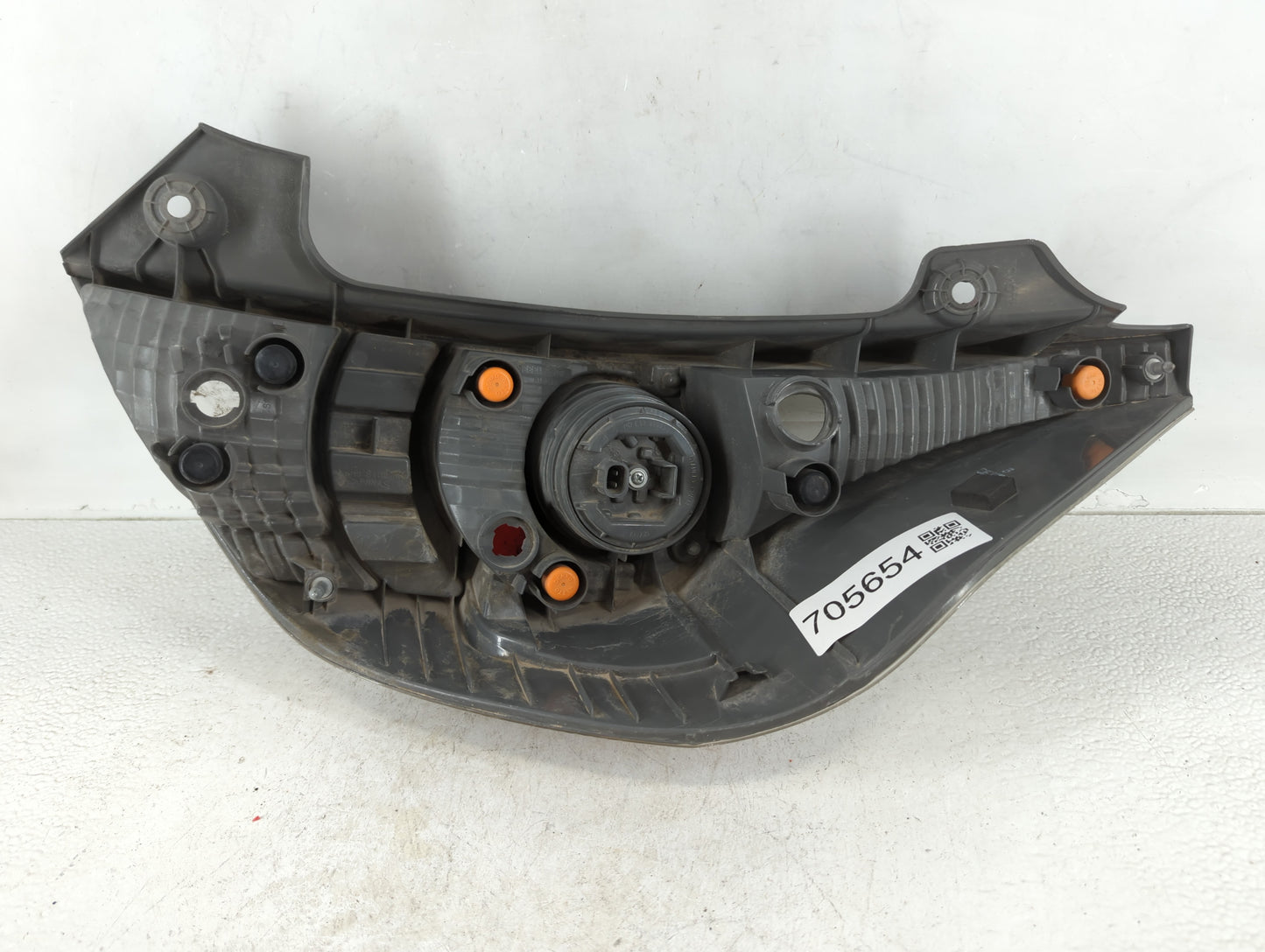 Toyota Prius Passenger Right Oem Head Light Headlight Lamp 705654 - Oemusedautoparts1.com