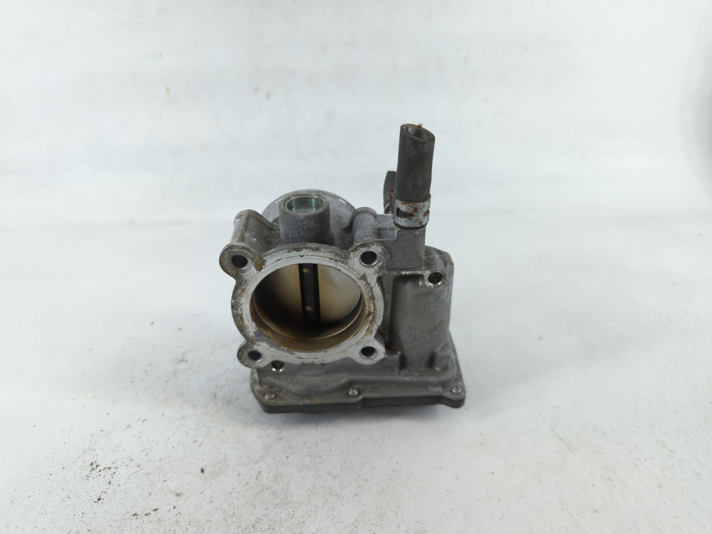 2010-2022 Toyota Prius Throttle Body P/N:22030-37060 Fits Fits 2010 2011 2012 2013 2014 2015 2016 2017 2018 2019 2020 2021 2