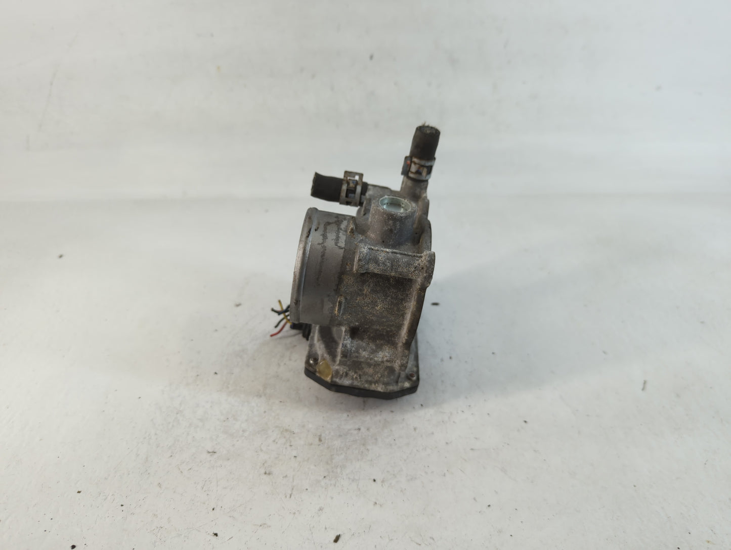 2010-2022 Toyota Prius Throttle Body P/N:22030-37060 Fits Fits 2010 2011 2012 2013 2014 2015 2016 2017 2018 2019 2020 2021 2