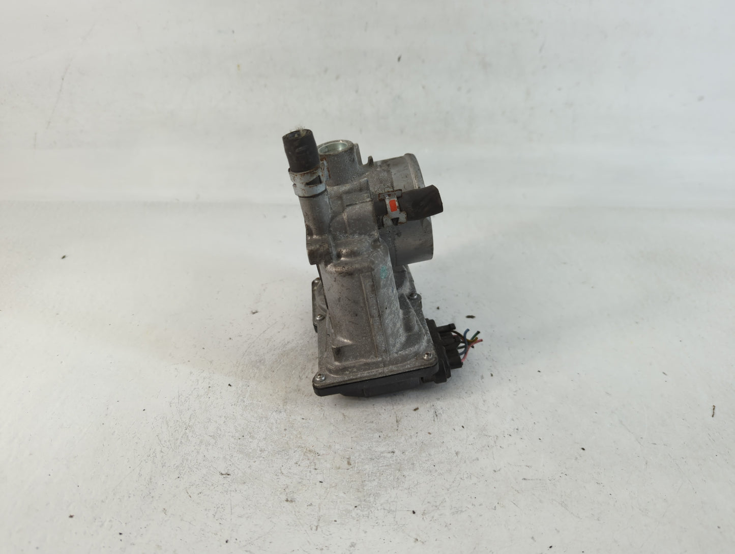 2010-2022 Toyota Prius Throttle Body P/N:22030-37060 Fits Fits 2010 2011 2012 2013 2014 2015 2016 2017 2018 2019 2020 2021 2