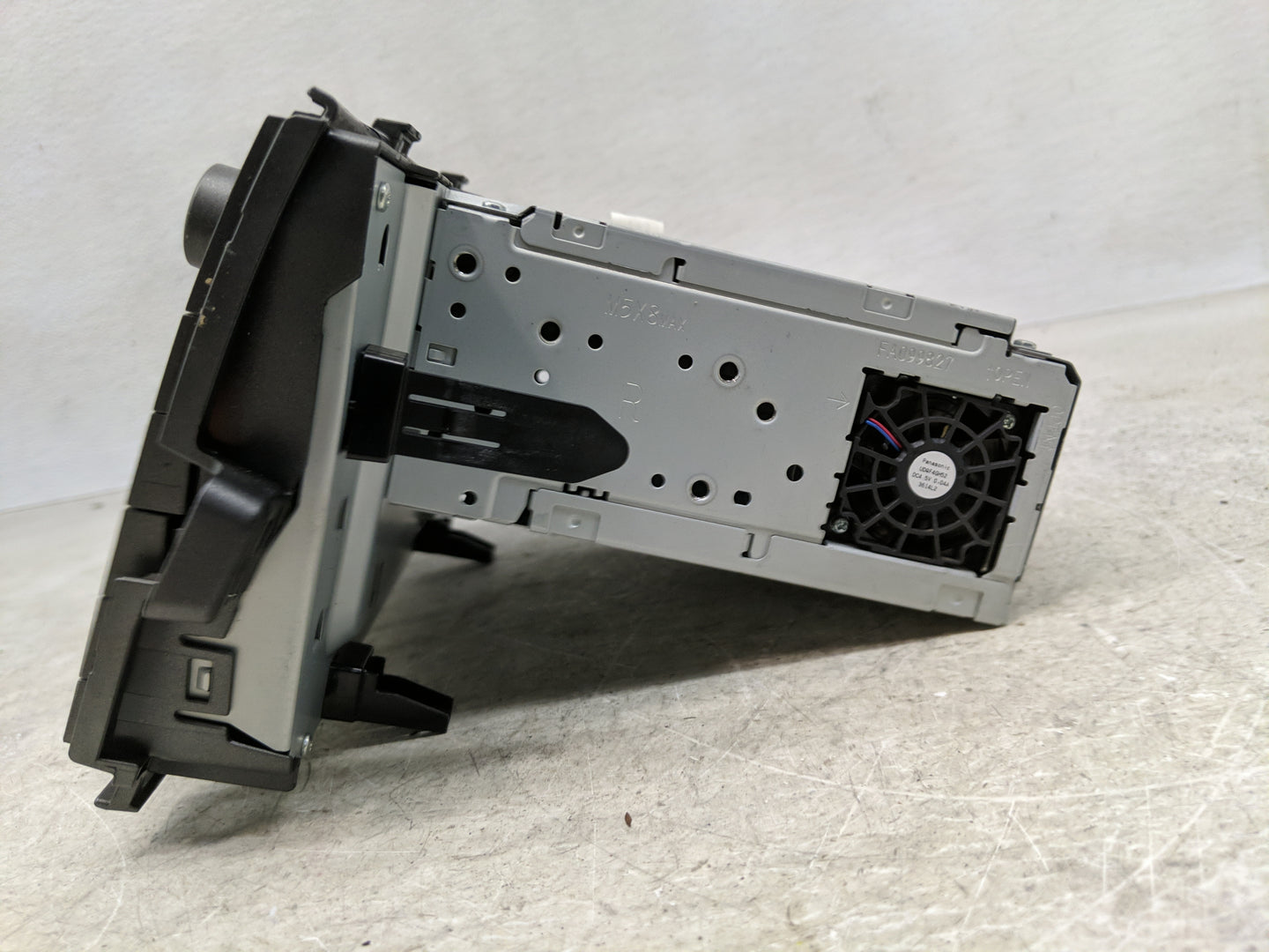 2012-2015 Toyota Prius Radio AM FM Cd Player Receiver Replacement P/N:86140-47050 Fits Fits 2012 2013 2014 2015 OEM Used Aut