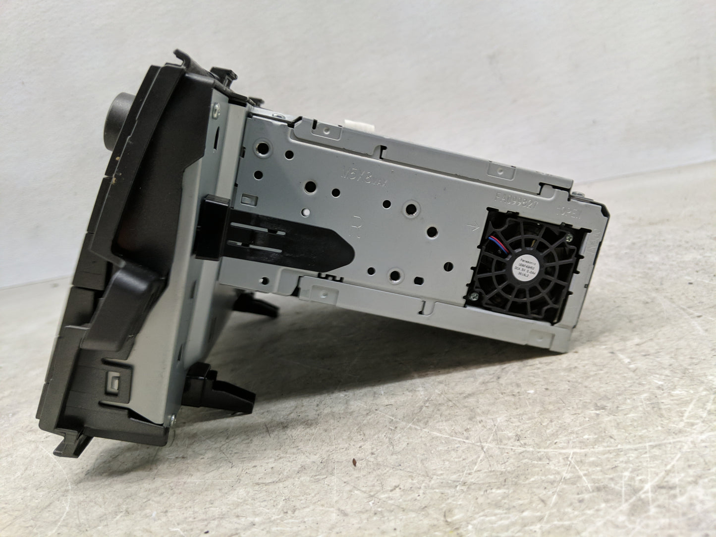 2012-2015 Toyota Prius Radio AM FM Cd Player Receiver Replacement P/N:86140-47050 Fits Fits 2012 2013 2014 2015 OEM Used Aut