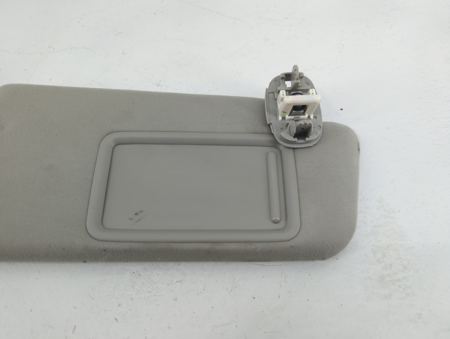 2010-2015 Toyota Prius Sun Visor Shade Replacement Passenger Right Mirror Fits Fits 2010 2011 2012 2013 2014 2015 OEM Used A