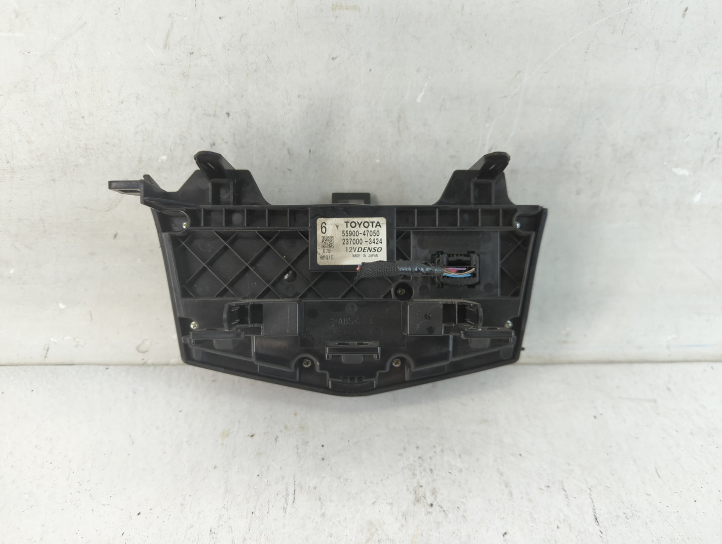 2012-2013 Toyota Prius Climate Control Module Temperature AC/Heater Replacement P/N:55900-47050 Fits Fits 2012 2013 OEM Used
