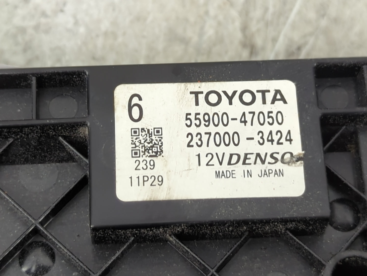 2012-2013 Toyota Prius V Climate Control Module Temperature AC/Heater Replacement P/N:55900-47050 237000-3424 Fits Fits 2012