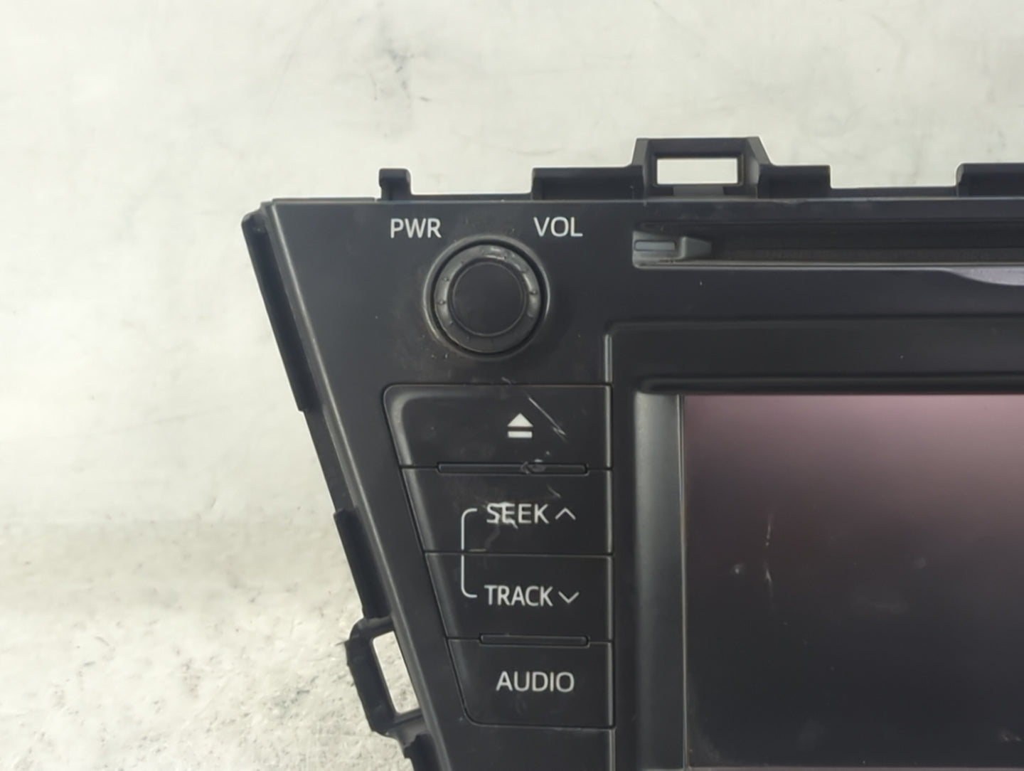 2012-2014 Toyota Prius V Radio AM FM Cd Player Receiver Replacement P/N:86140-47020 CV-VS01E04D Fits Fits 2012 2013 2014 OEM