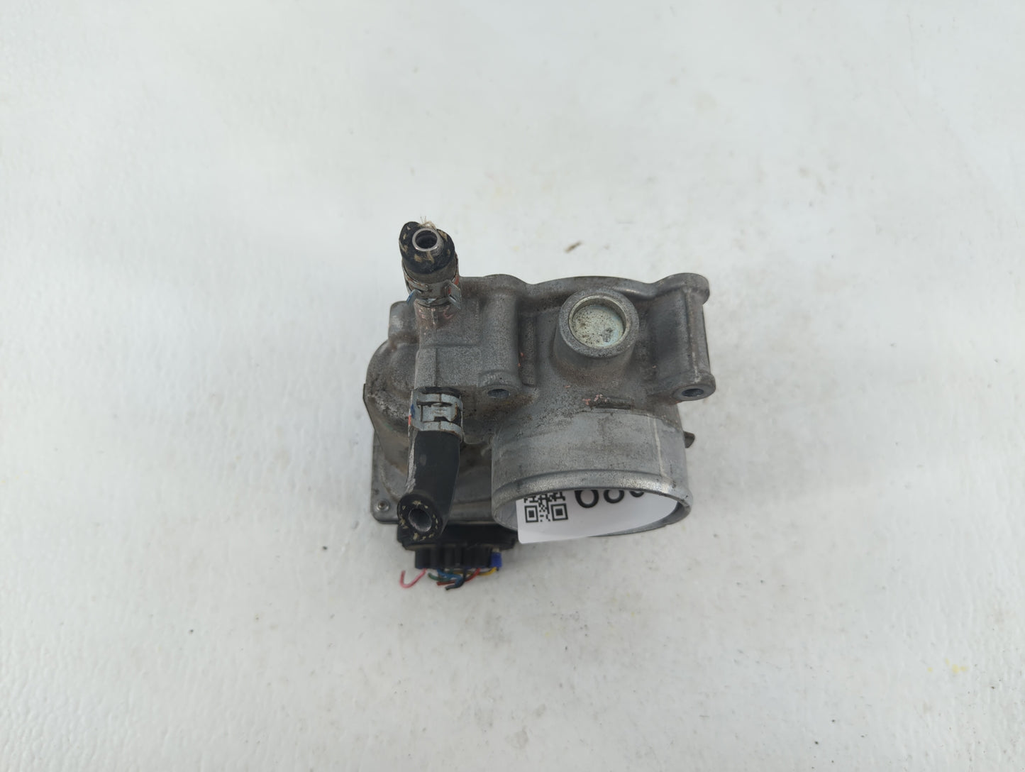 2012-2018 Toyota Prius V Throttle Body P/N:22030-37060 Fits Fits 2010 2011 2012 2013 2014 2015 2016 2017 2018 OEM Used Auto 