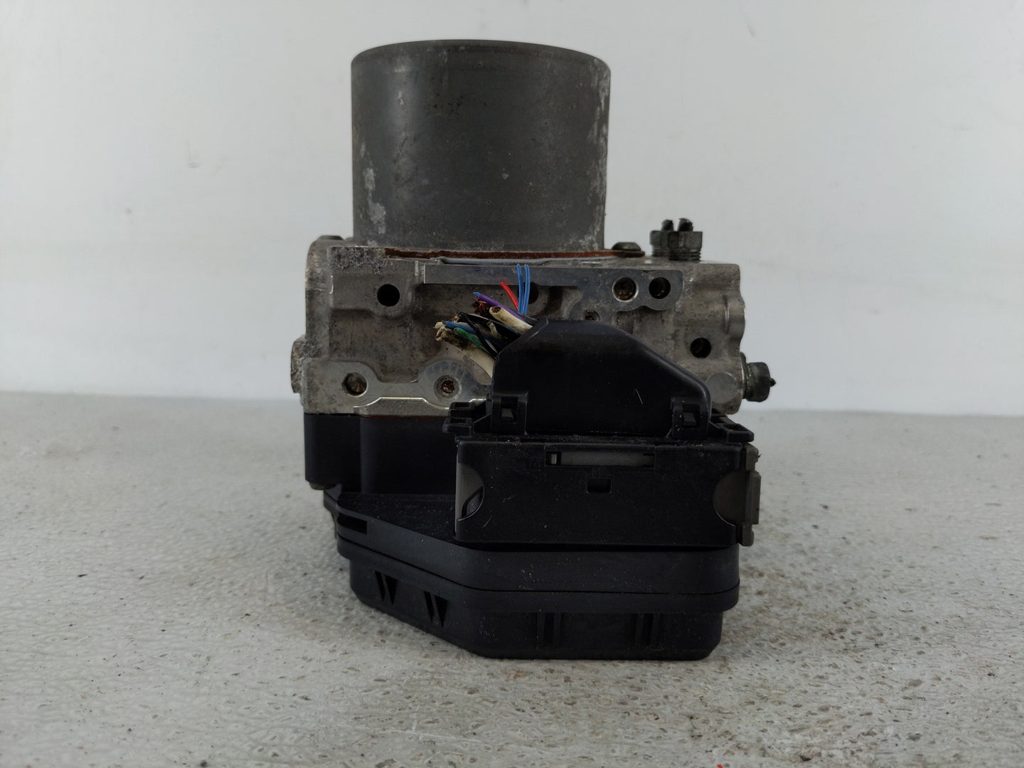 2013-2014 Toyota Rav4 ABS Pump Control Module Replacement P/N:44540-42280 44540-42281, 133000-8690 Fits Fits 2013 2014 OEM U