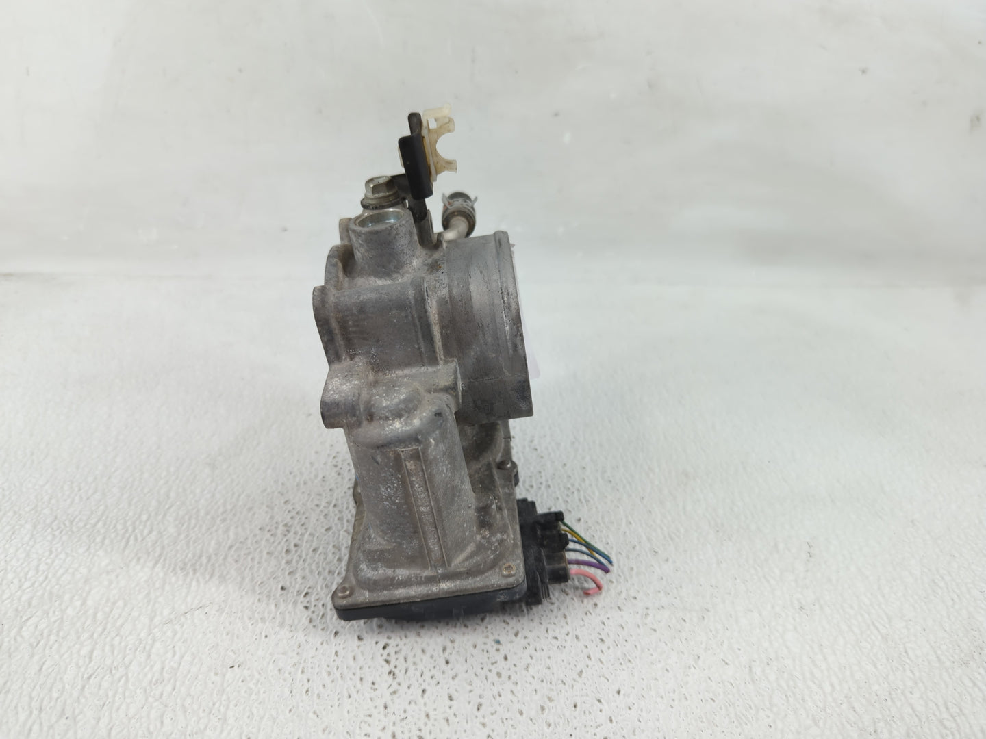 2009-2018 Toyota Rav4 Throttle Body P/N:22030-36010 Fits Fits 2009 2010 2011 2012 2013 2014 2015 2016 2017 2018 2019 OEM Use
