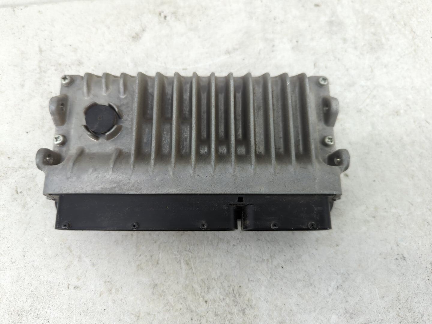 2013 Toyota Rav4 PCM Engine Control Computer ECU ECM PCU OEM P/N:TN275500-5612 89661-0R070 Fits OEM Used Auto Parts - Oemuse