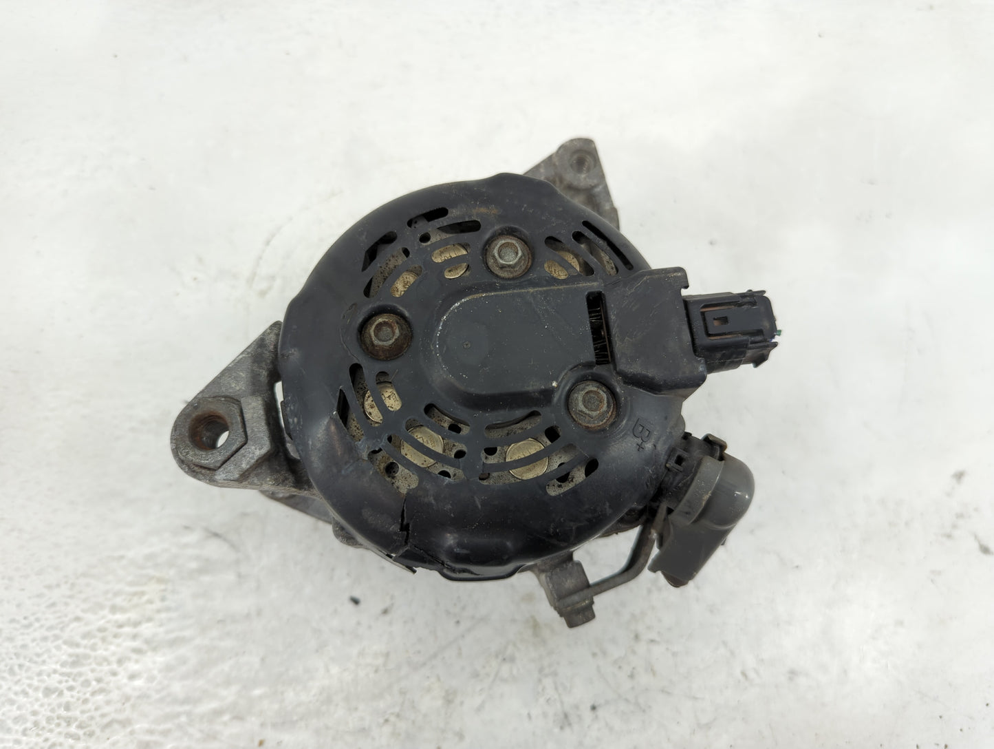 2013-2018 Toyota Rav4 Alternator Replacement Generator Charging Assembly Engine OEM P/N:27060-36080 Fits OEM Used Auto Parts