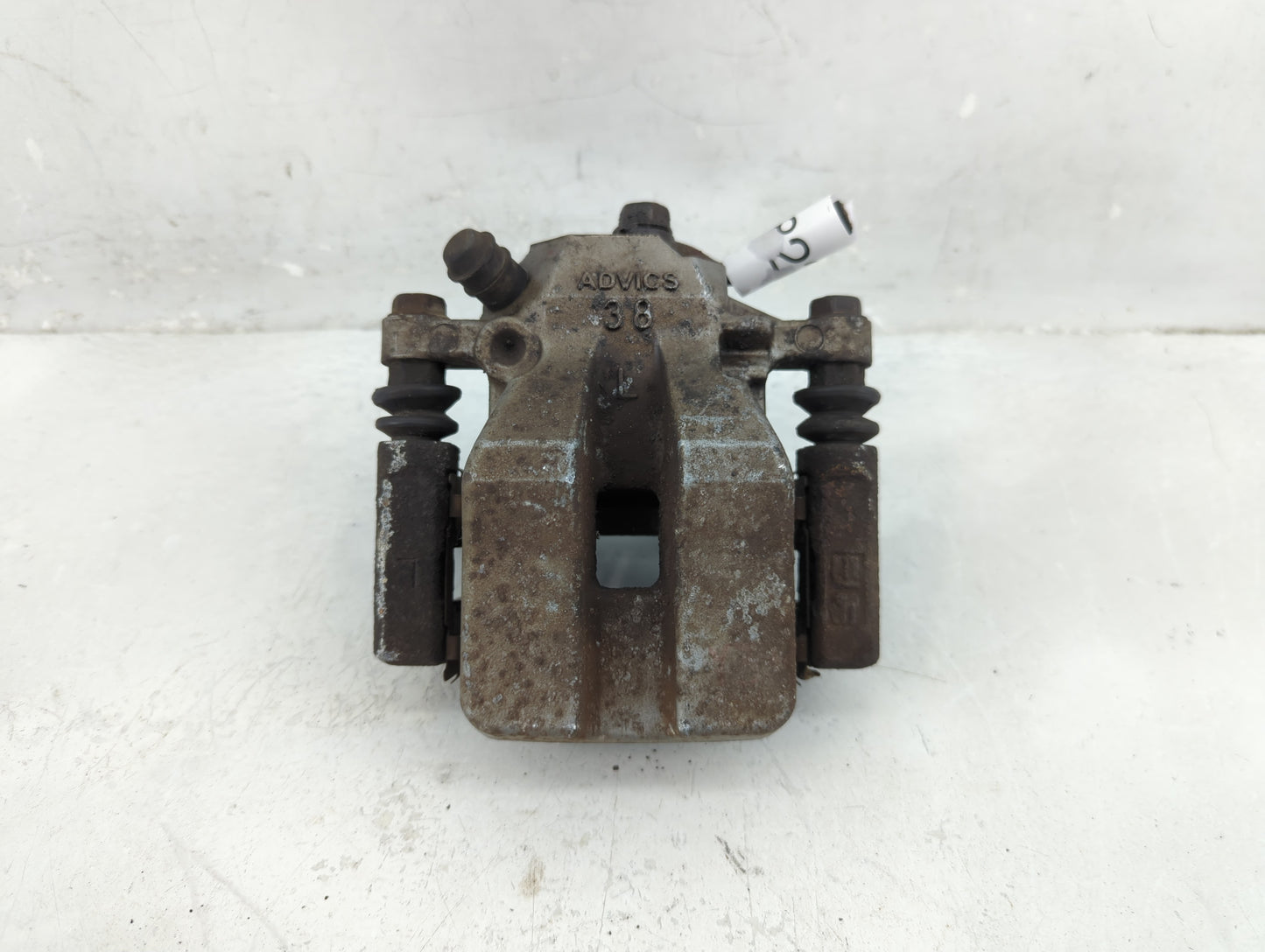 2013-2018 Toyota Rav4 Front Passenger Right Brake Caliper - Oemusedautoparts1.com