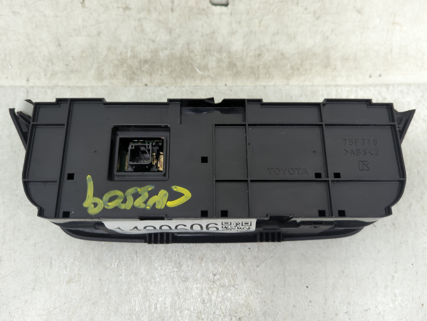2013-2015 Toyota Rav4 Climate Control Module Temperature AC/Heater Replacement P/N:75F719 Fits Fits 2013 2014 2015 OEM Used 
