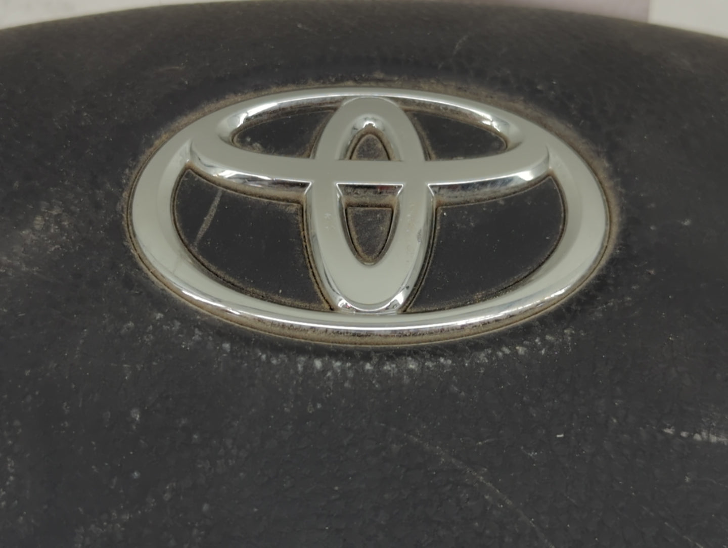 2013 Toyota Rav4 Air Bag Driver Left Steering Wheel Mounted Fits OEM Used Auto Parts - Oemusedautoparts1.com