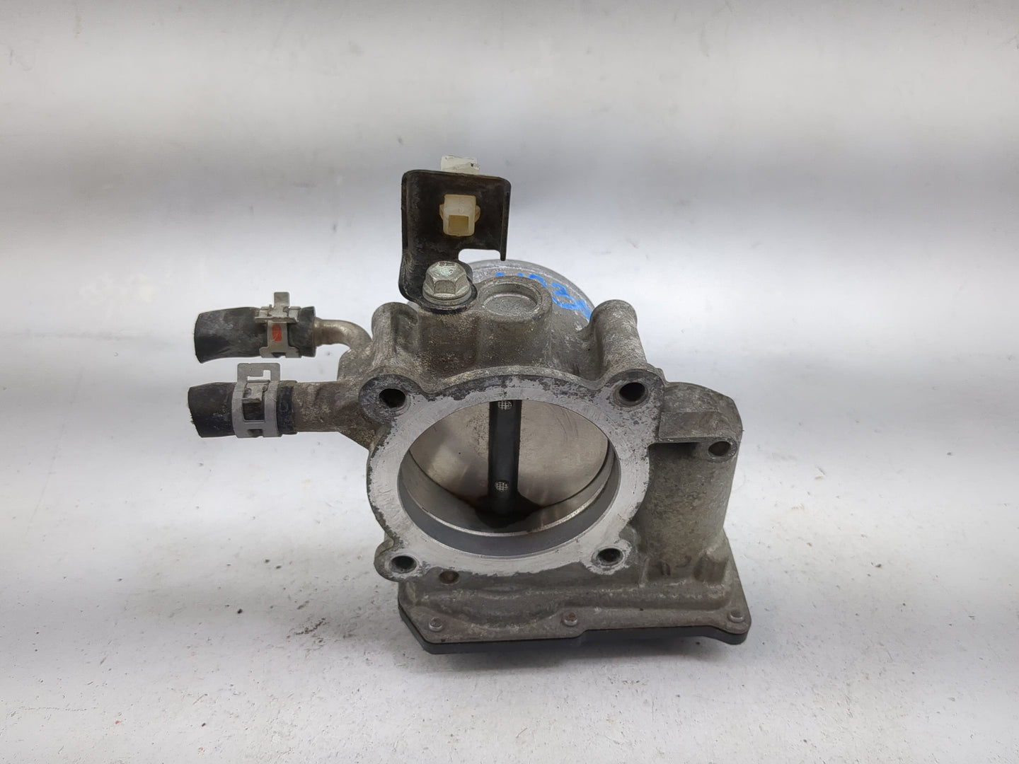 2009-2018 Toyota Rav4 Throttle Body P/N:22030-0V010 1440-09010 Fits Fits 2009 2010 2011 2012 2013 2014 2015 2016 2017 2018 2