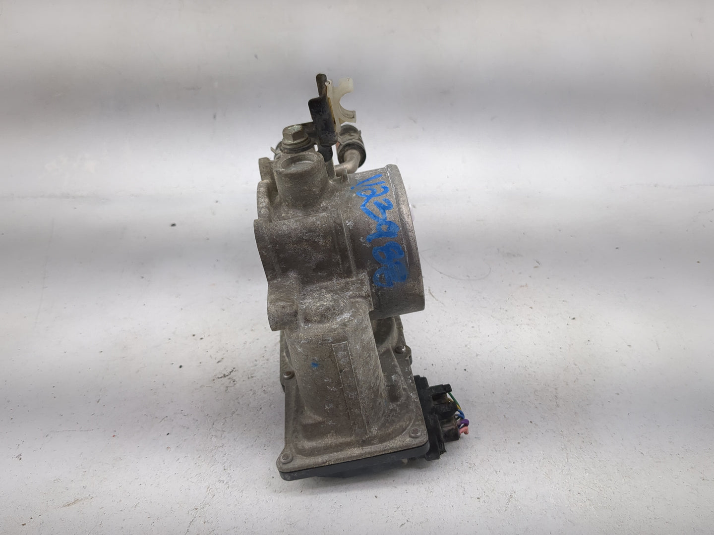2009-2018 Toyota Rav4 Throttle Body P/N:22030-0V010 1440-09010 Fits Fits 2009 2010 2011 2012 2013 2014 2015 2016 2017 2018 2