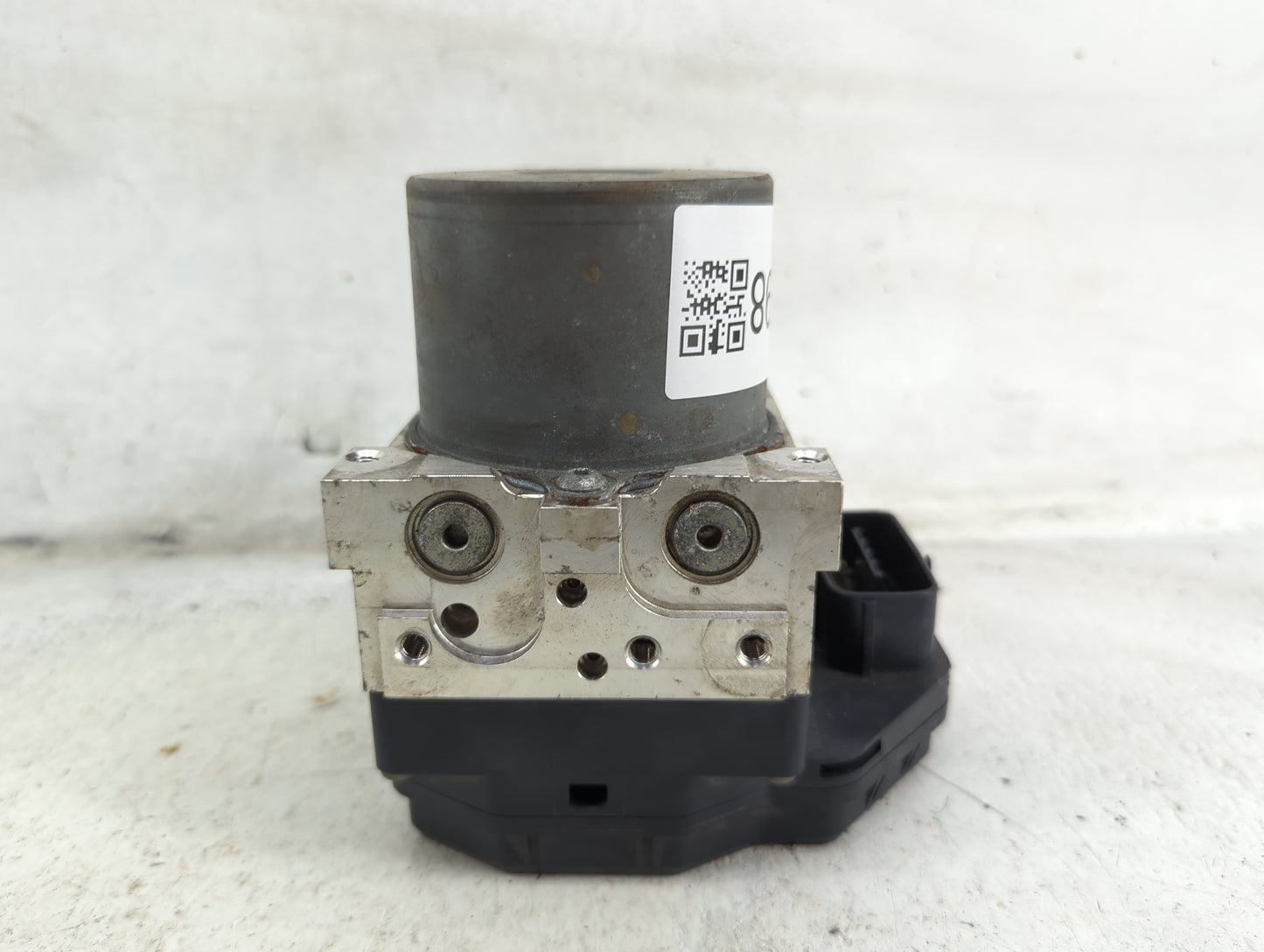 2013-2014 Toyota Rav4 ABS Pump Control Module Replacement Fits Fits 2013 2014 OEM Used Auto Parts - Oemusedautoparts1.com