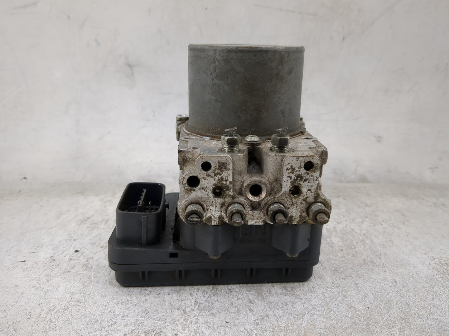 2013-2014 Toyota Rav4 ABS Pump Control Module Replacement P/N:44540-42280 133800-0720 Fits Fits 2013 2014 OEM Used Auto Part