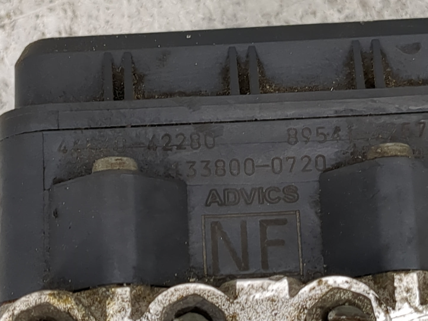 2013-2014 Toyota Rav4 ABS Pump Control Module Replacement P/N:44540-42280 133800-0720 Fits Fits 2013 2014 OEM Used Auto Part