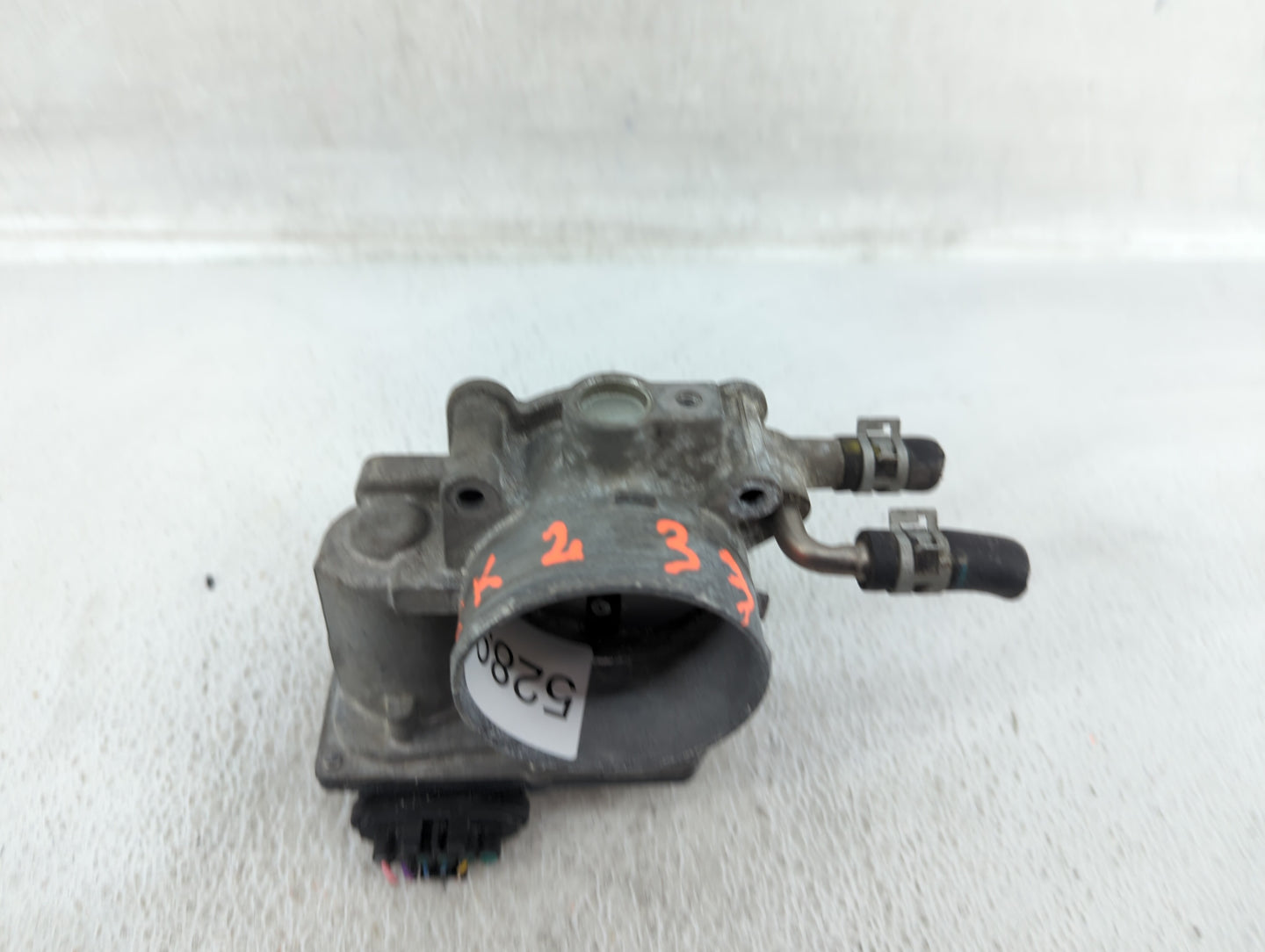 2009-2018 Toyota Rav4 Throttle Body P/N:22030-0V010 Fits Fits 2009 2010 2011 2012 2013 2014 2015 2016 2017 2018 2019 OEM Use
