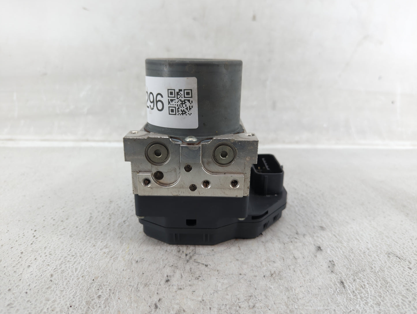 2013-2014 Toyota Rav4 ABS Pump Control Module Replacement P/N:116040-36070 Fits Fits 2013 2014 OEM Used Auto Parts - Oemused