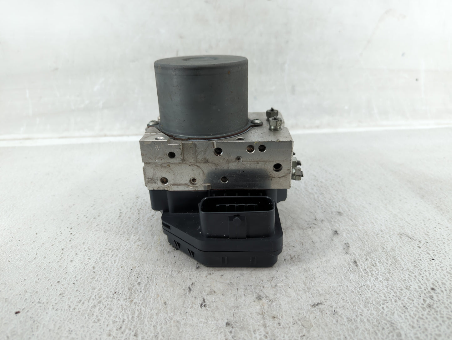 2013-2014 Toyota Rav4 ABS Pump Control Module Replacement P/N:116040-36070 Fits Fits 2013 2014 OEM Used Auto Parts - Oemused