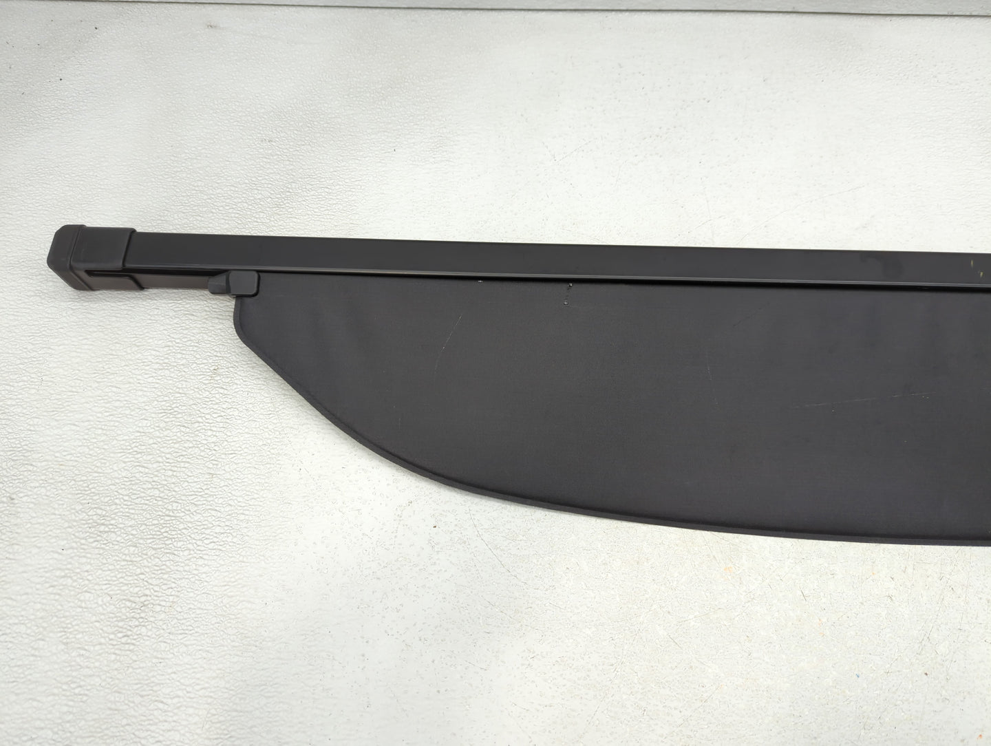 2013 Toyota Rav4 Rear Cargo Cover Storage Retractable Shade Black - Oemusedautoparts1.com