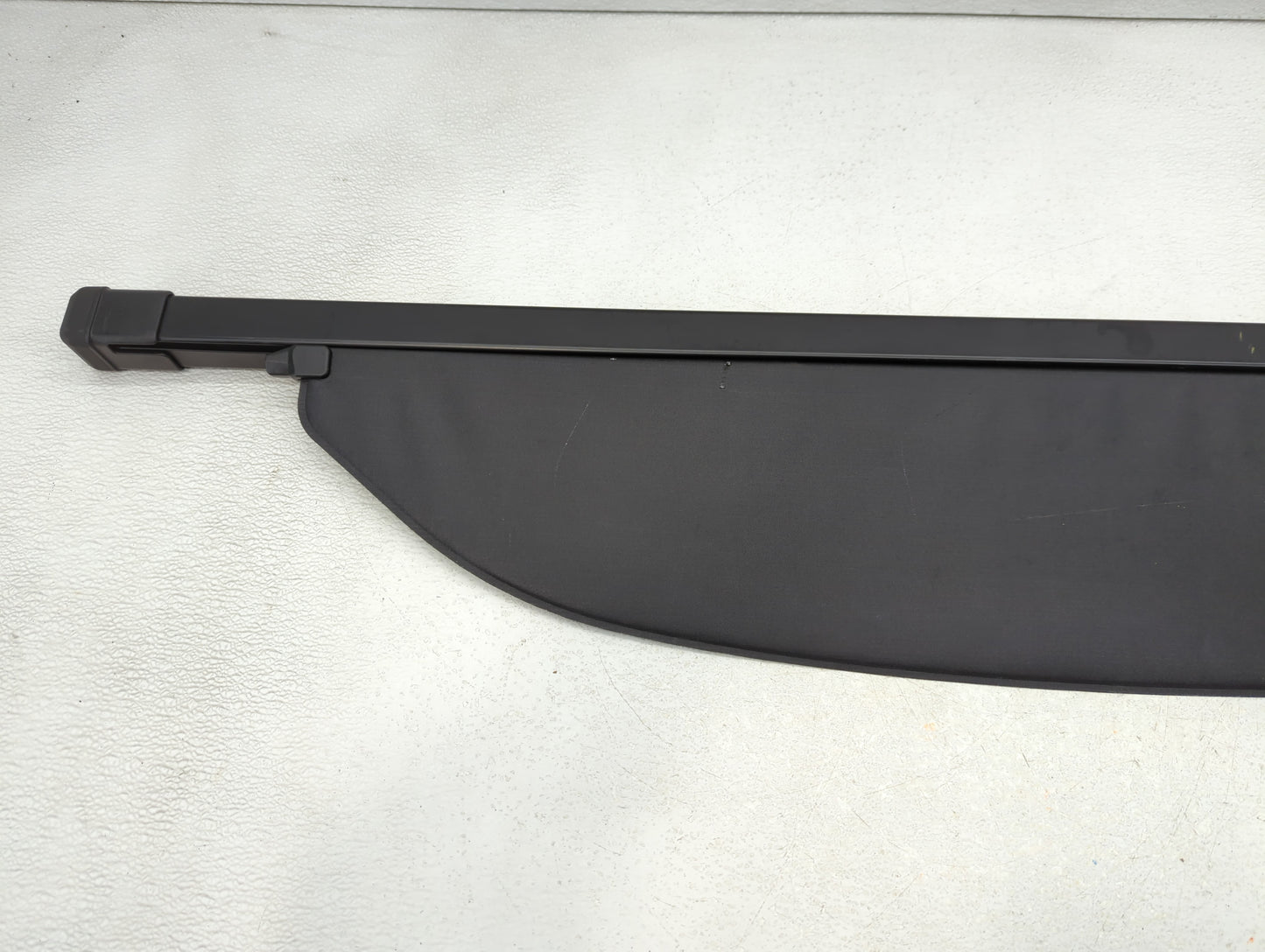 2013 Toyota Rav4 Rear Cargo Cover Storage Retractable Shade Black - Oemusedautoparts1.com